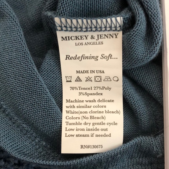 Mickey and Jenny Top NWOT Sz M - Picture 6 of 6